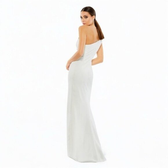 🌻NEW w.Tag MAC DUGGAL White One Shoulder Fitted Evening Gown With Bow Size 8 - Picture 8 of 13